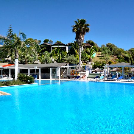 Hotel Golden Sun ฟีนีคุนตา ภายนอก รูปภาพ