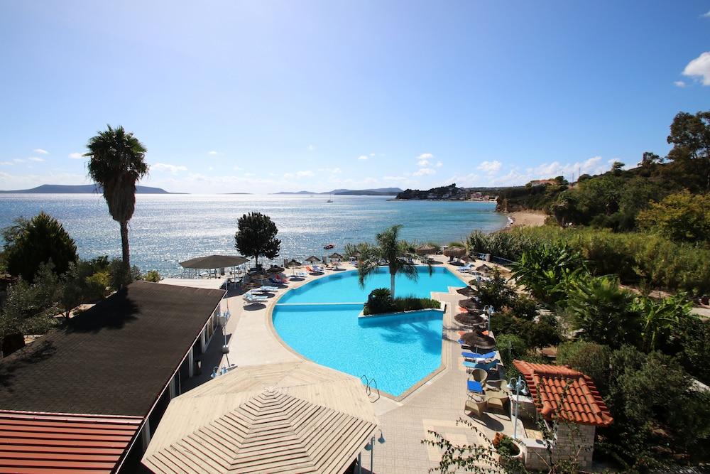 Hotel Golden Sun ฟีนีคุนตา ภายนอก รูปภาพ